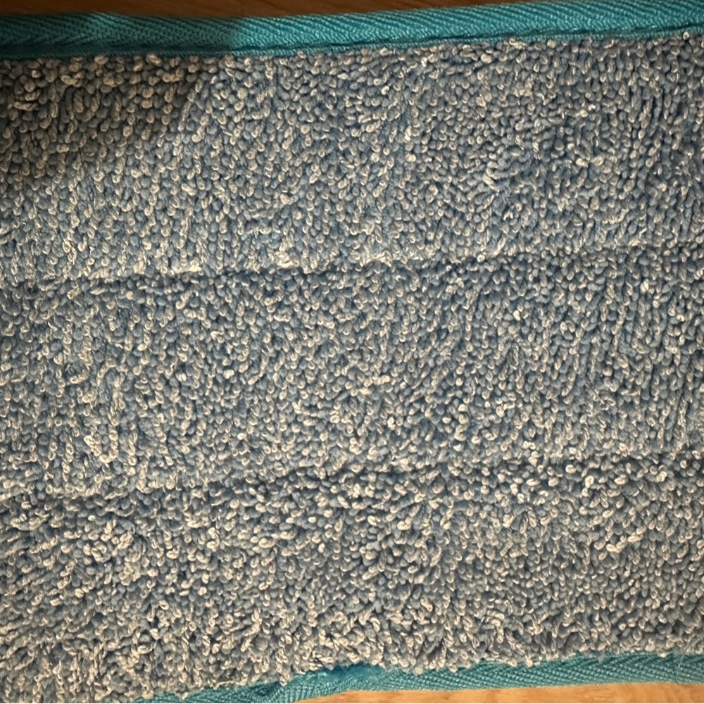 NWT!  🧹🧼🫧 High Quality Reusable Absorbant Thick Microfiber 4 Wet Mop Pads - Picture 15 of 15